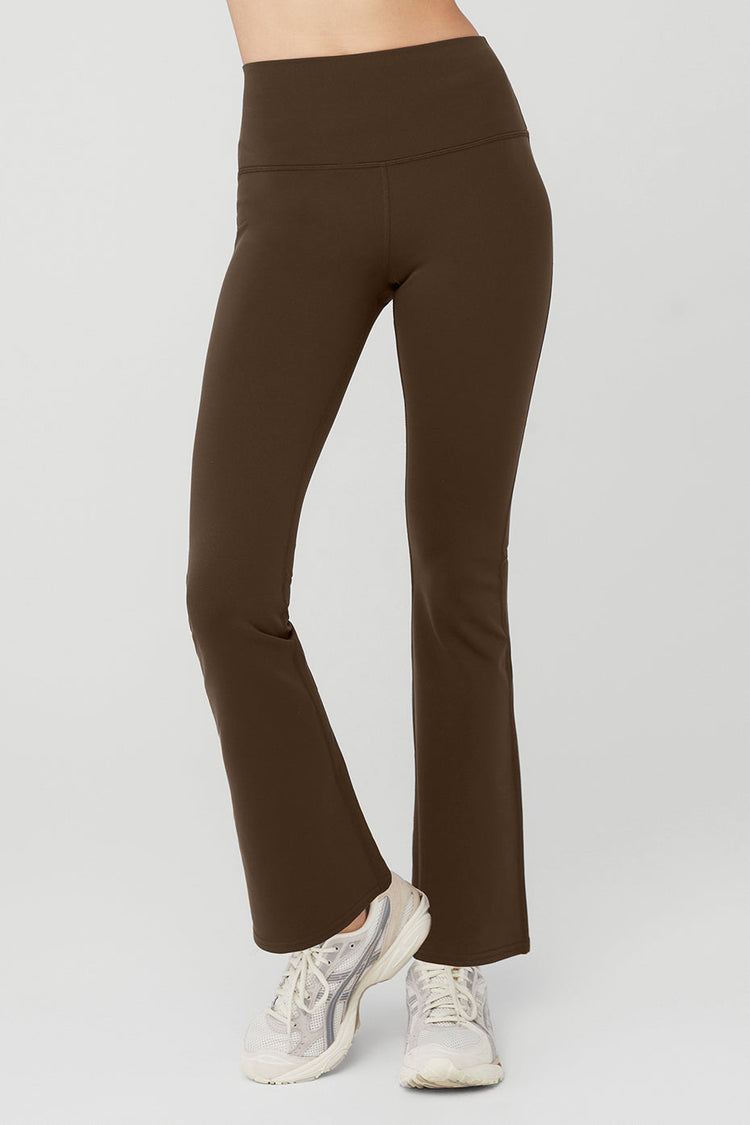 Leggings de tiro alto con corte acampanado 7/8 con diseño aerógrafo - Taupe